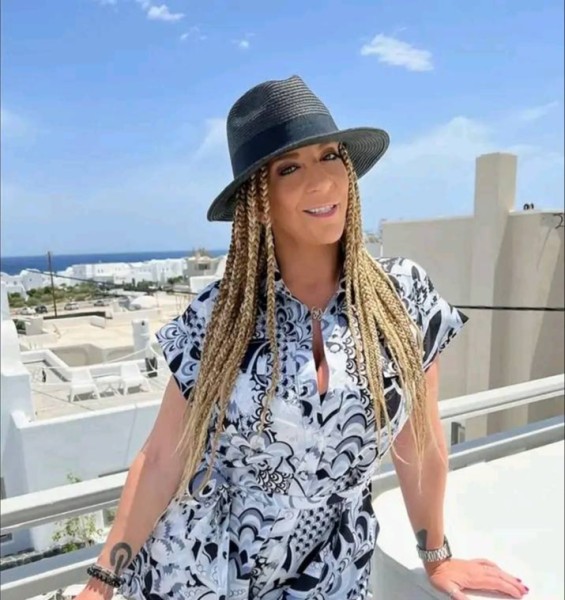 Sara, 39, Current in pakistan