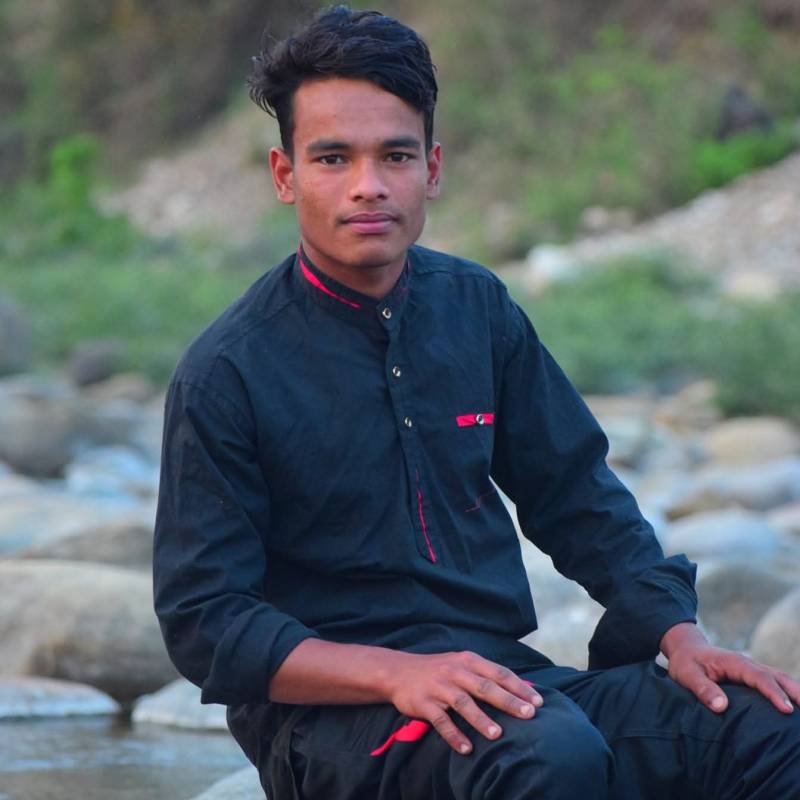 tajib, 27