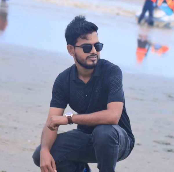Mohammad Emran Hossain, 29, Egipto