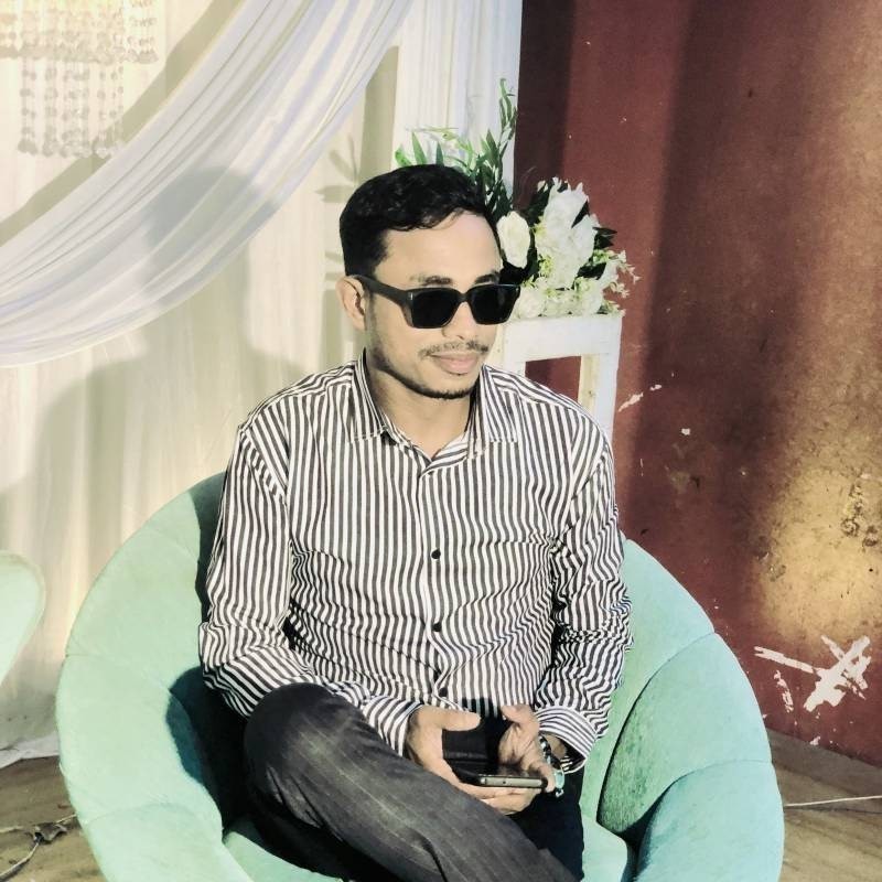 Absar bin, 28
