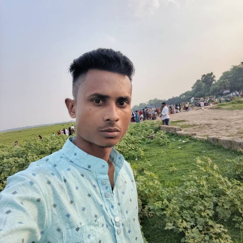 HAMZA VAI, 25