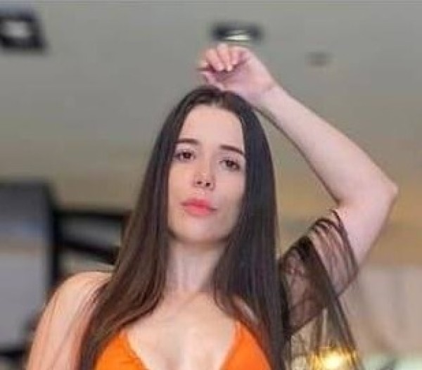 Alicia, 28, am looking for a very nice man