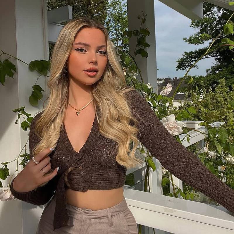 Shirley, 32, Afghanistan