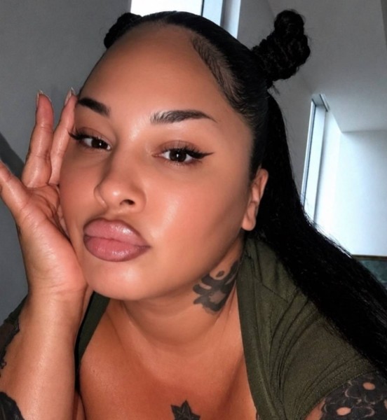 GIGI, 29, United Arab Emirates