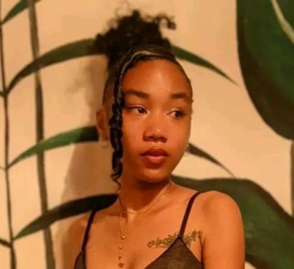 Felicia, 19, Goa