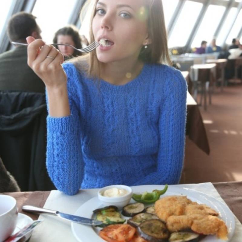 Tina, 32, Uk