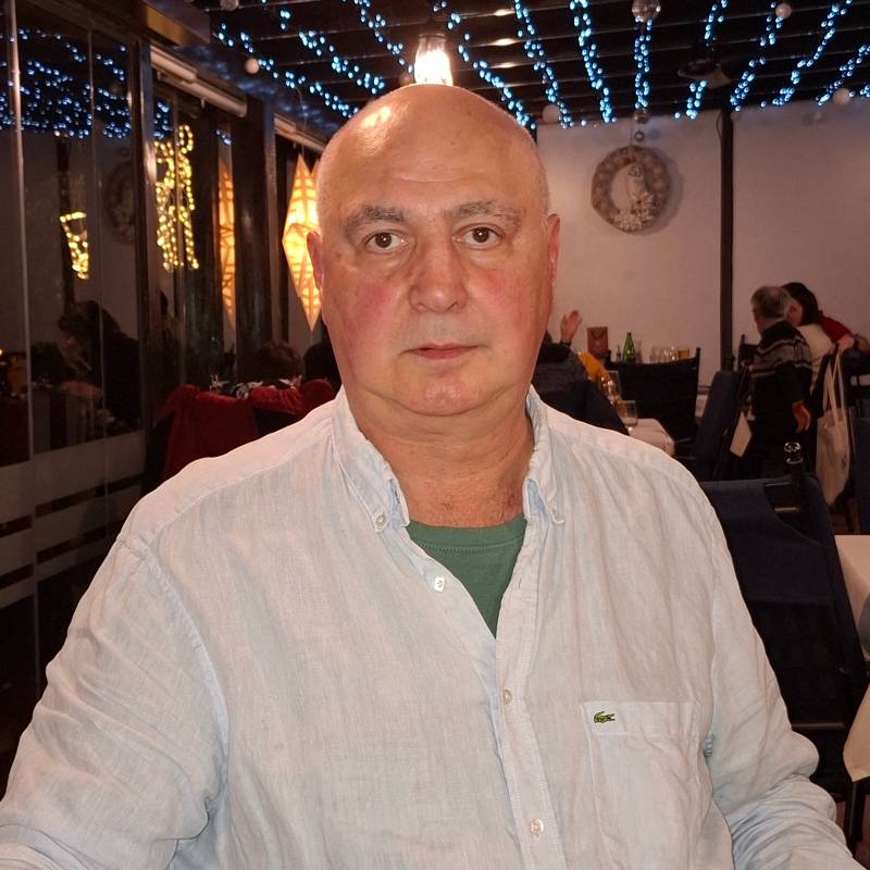 Darko, 66, United Kingdom Goole