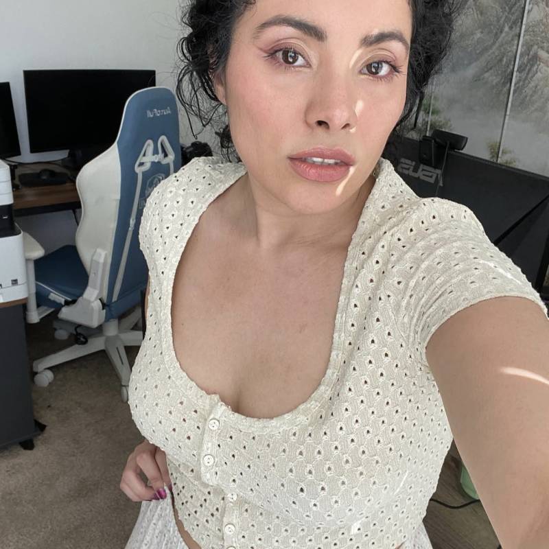 Celestine, 26, Greenville NC