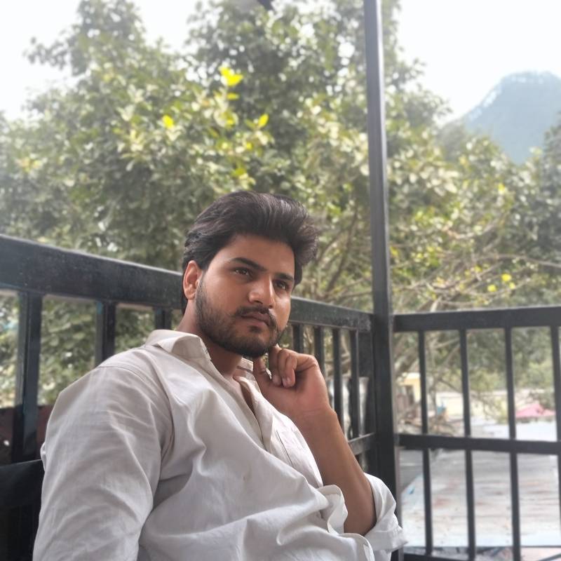 Abhinav, 21, Nairobi