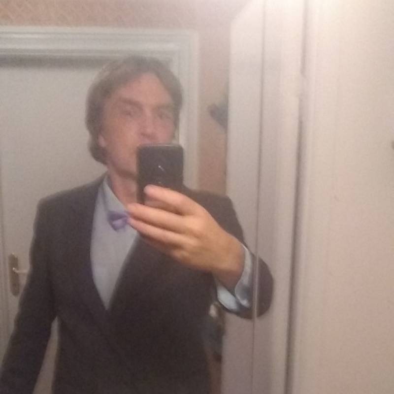 John, 35, Los Angeles CA
