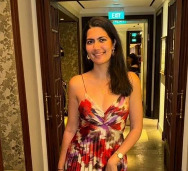 Viktoriia, 30, Uk