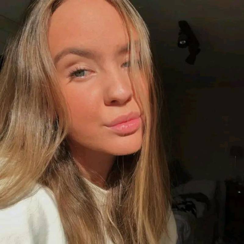 Hanna löfgren, 32, Indiana United States