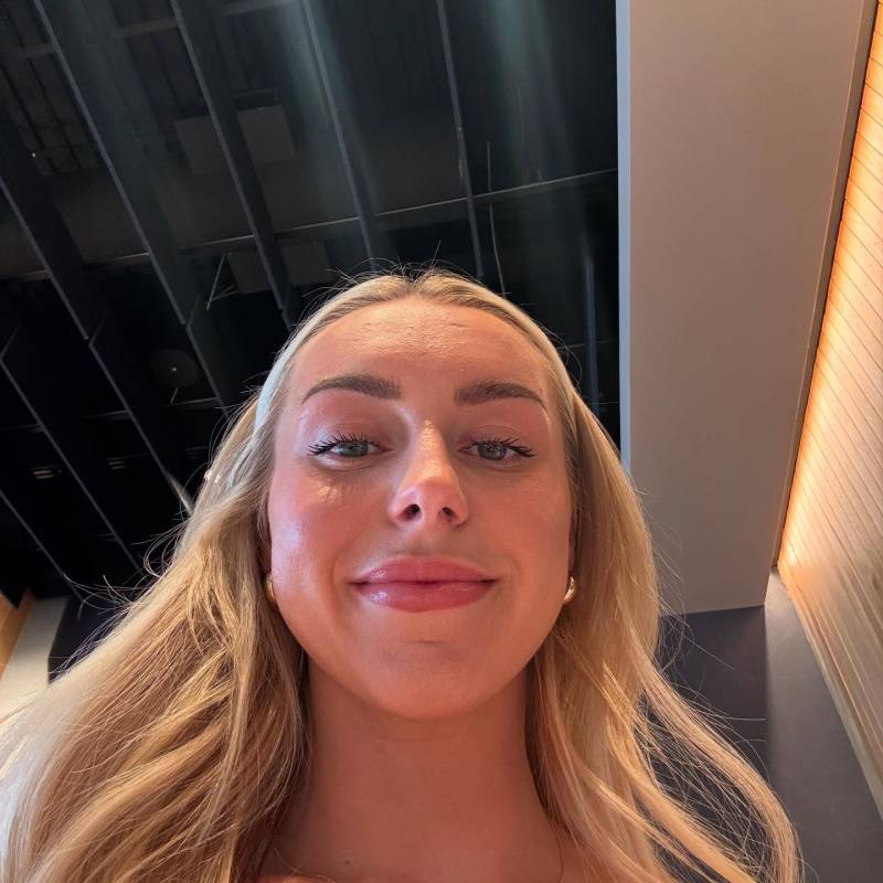 Madison, 26, Kumilla