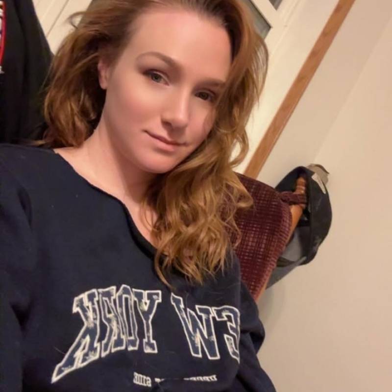 Victoria, 36, Yes