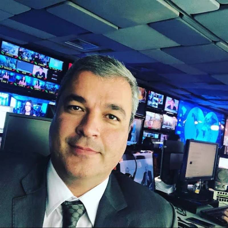 JamesDanson01, 64, Clifton