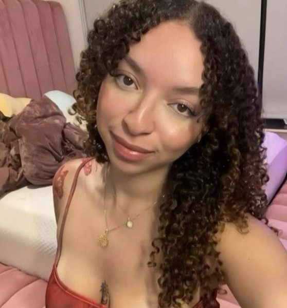 Ellyas, 31, United Kingdom