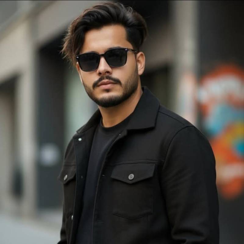 Umar, 26, Pearland Texas