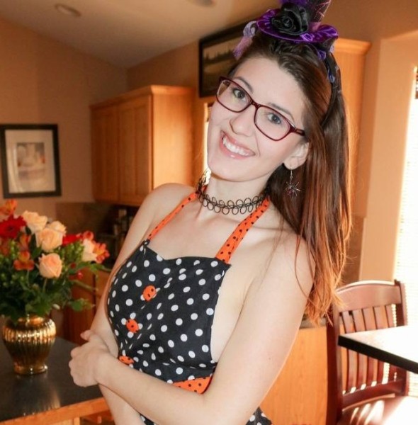 Harmbic sarah, 26, Dubai