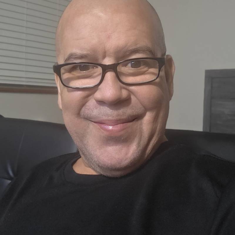 Miguel, 51, Colombo