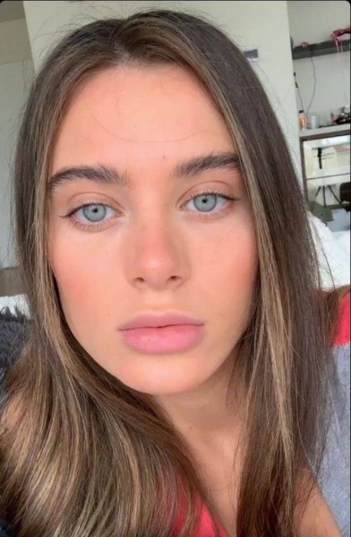 Mary, 36, United Arab Emirates