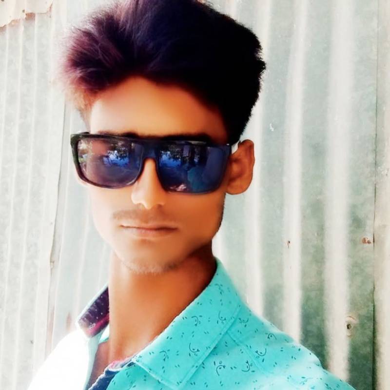 MD ARIF, 21, Chicago
