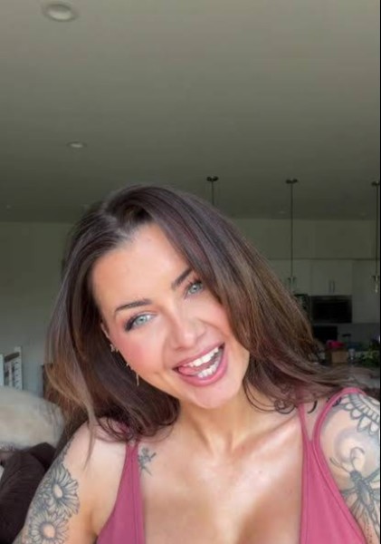 Dakota, 31, Cumilla Bangladesh