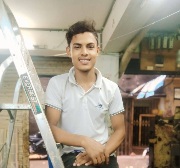 R M Imran, 25, C te d Ivoire
