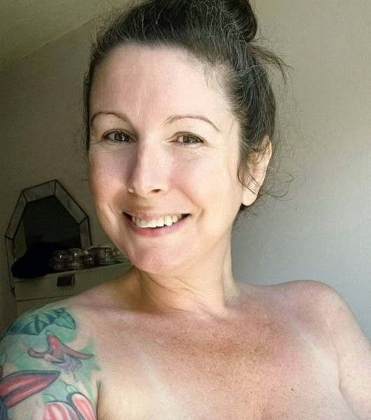 charminheart, 18, United kingdom