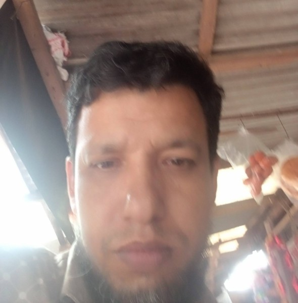 MD Monir, 46, DAKAR