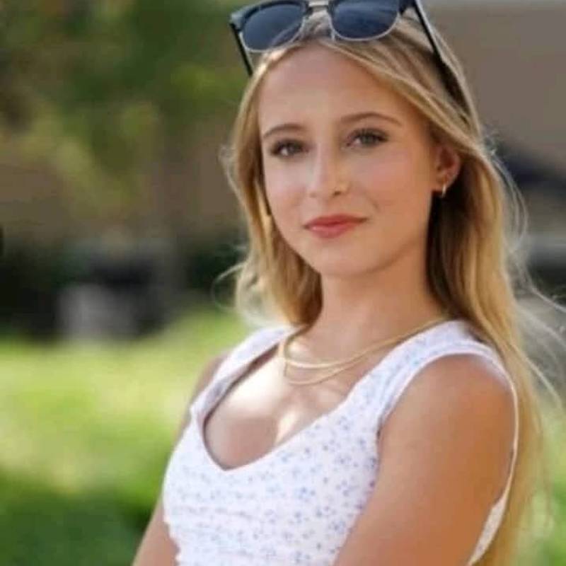 Caliee, 27, Hamburga