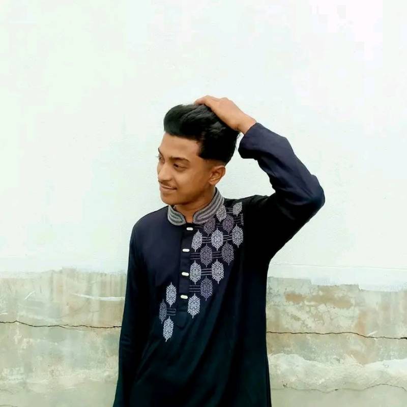 EMON, 21, United states