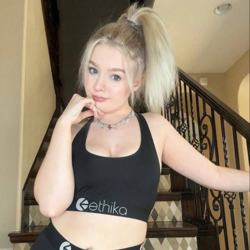 Victoria carmicheal, 27, Australia