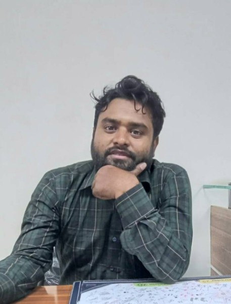 KM LOKMAN, 30, lisbon