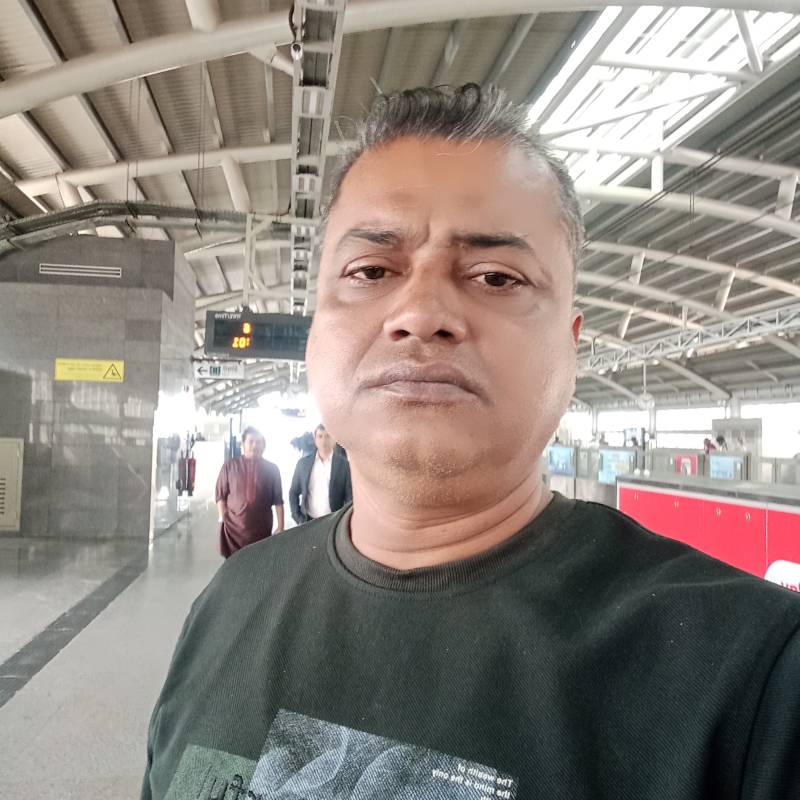 Riyaz hasan, 47, Madobkundo