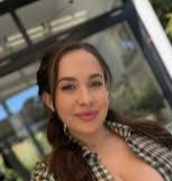Bella, 36, Daulatkandi station