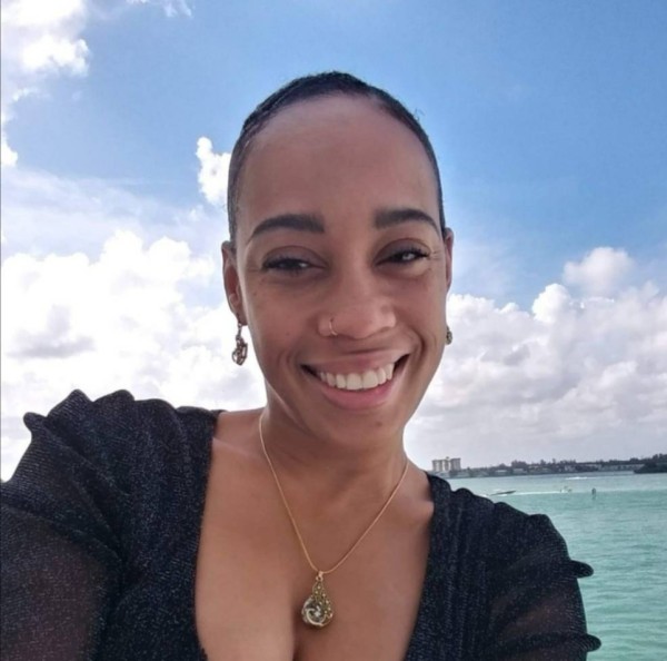 Bless Morrison, 39, Papendrecht