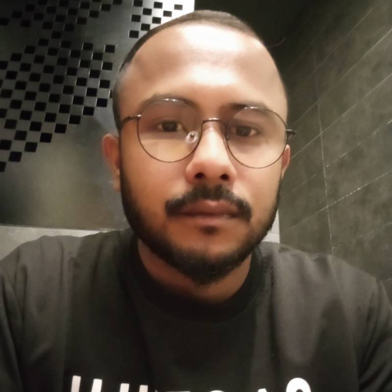 ariya, 27, UK