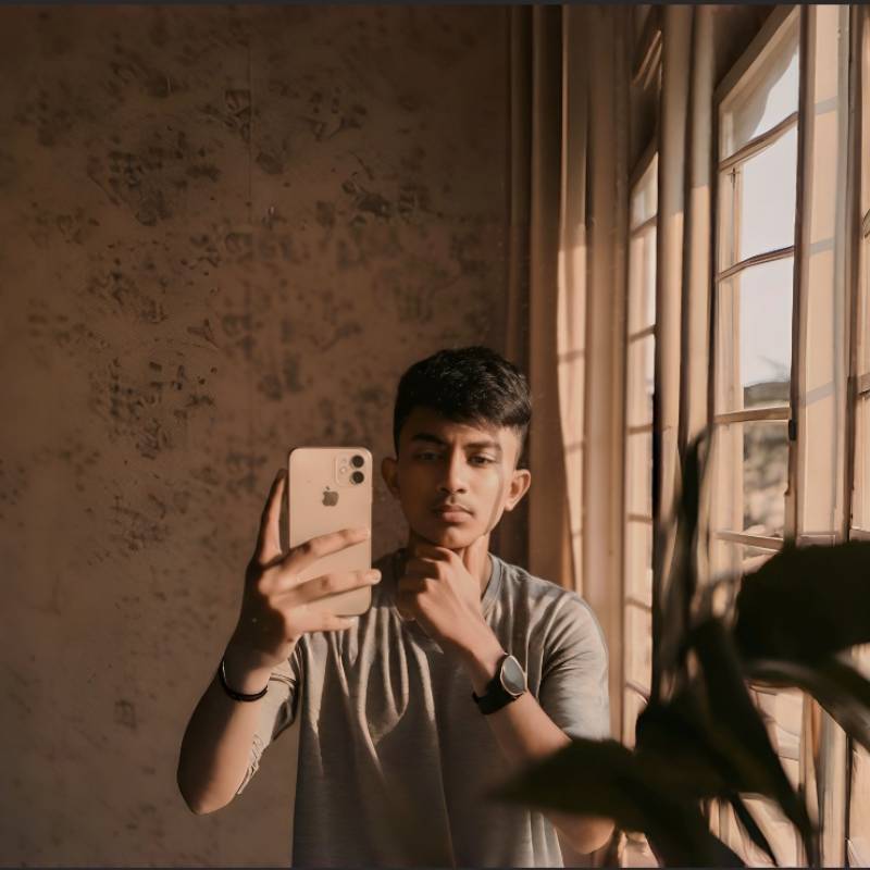 MAHIM, 20, Sharja