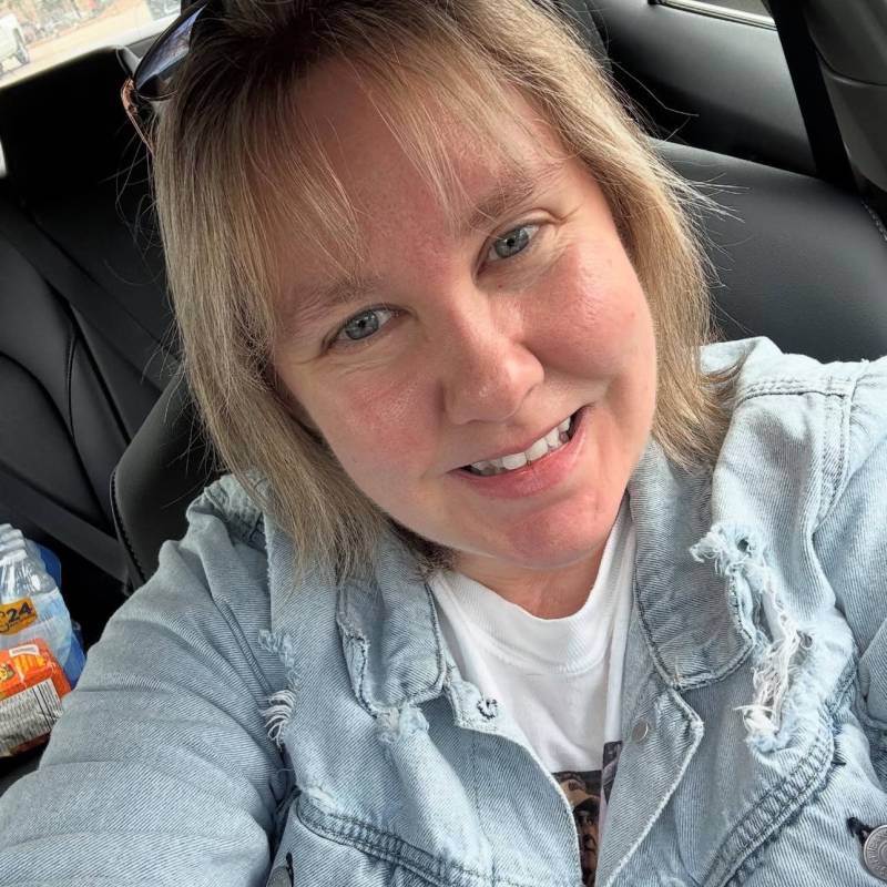 Sophie, 60, Greenville NC