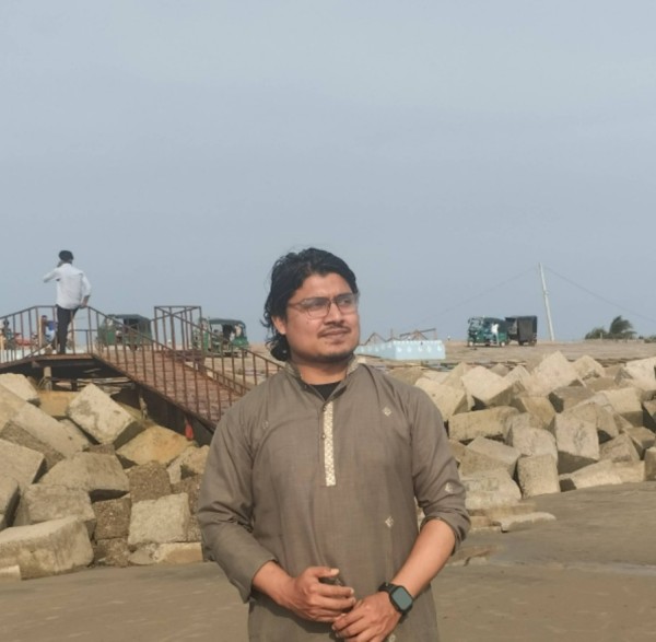 Anis, 25, Rawabi area