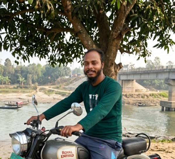 Anwar Khan, 37, Mumbai