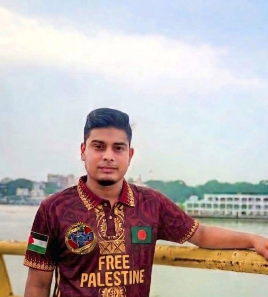 Parosh, 26, Cumming GCA