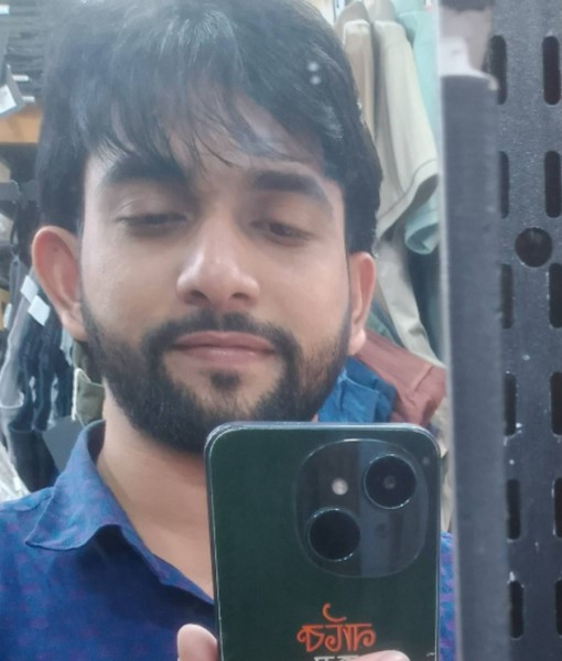 Shuvo, 25, Bangladesh Dhaka Munshiganj sador