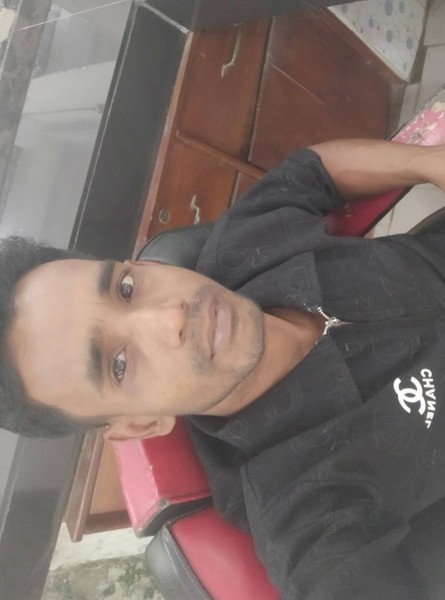 Nirob, 30, Las Vegas Nevada
