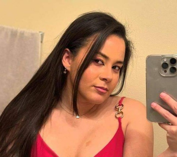 Eliska, 32, Jashore
