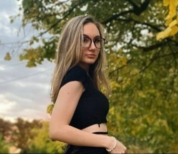 Olivia, 27, Rawabi area
