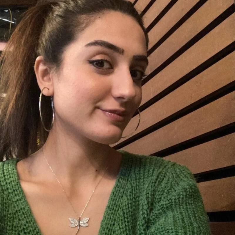 Sophia, 29, Pakistan