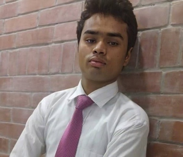 Rakib, 27, Dhaka