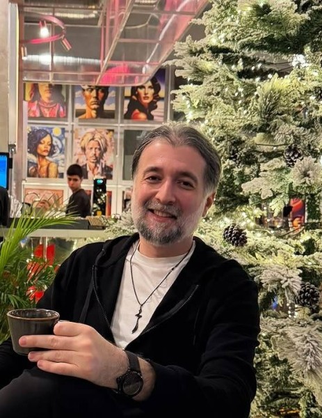 Ravan Ravanio, 50, Currently UK moving to Ukraine
