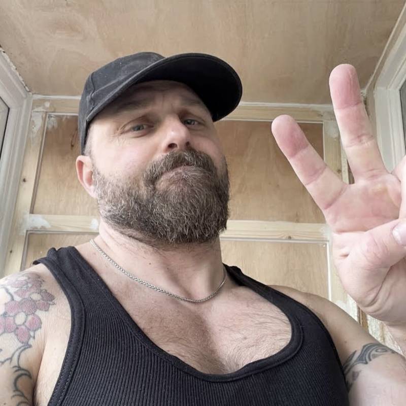 Ian, 42, Bheramara
